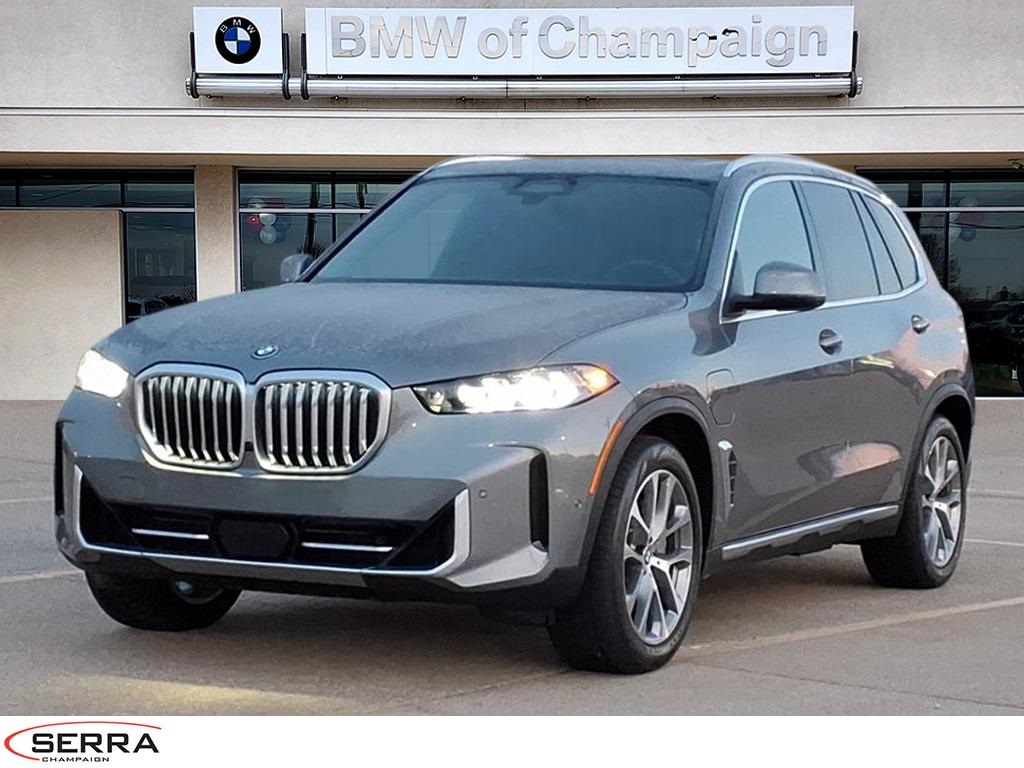 2026 BMW X5 50e's photo
