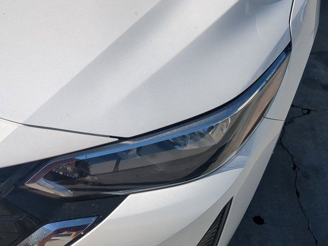 2025 Nissan Sentra SV photo 10