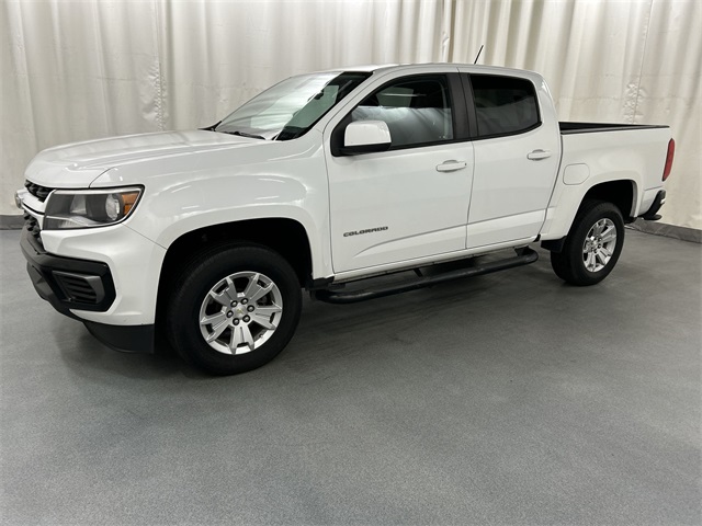 2021 Chevrolet Colorado LT photo 2