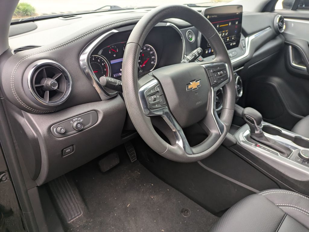 2023 Chevrolet Blazer 2LT photo 11