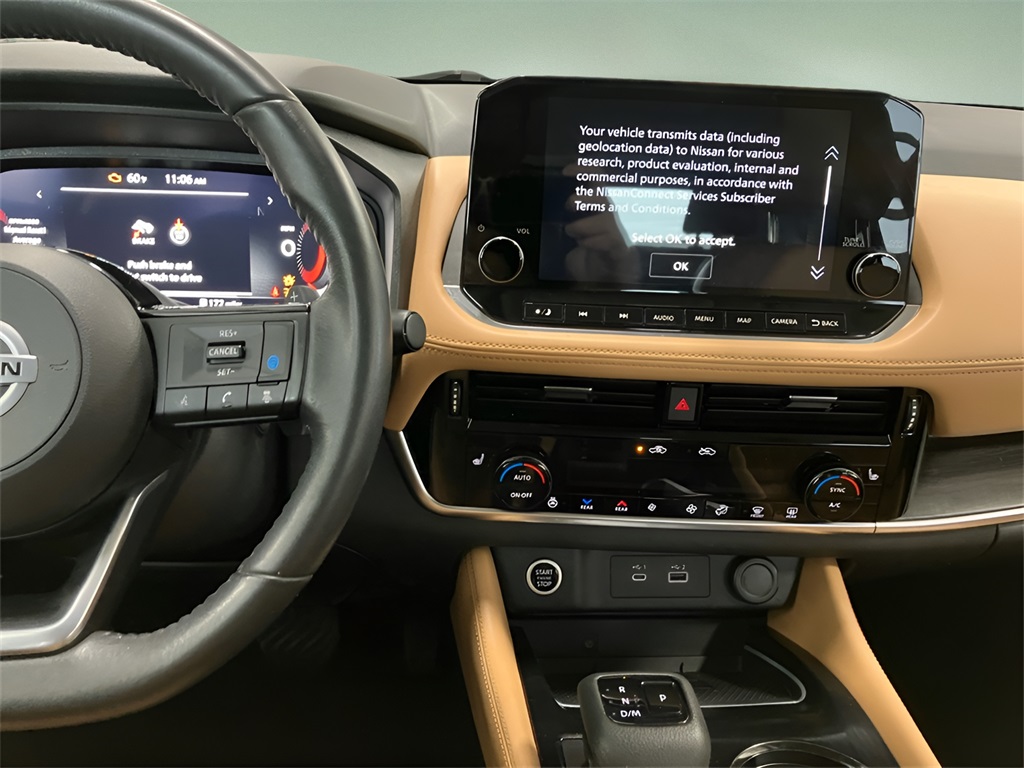 2021 Nissan Rogue Platinum photo 14