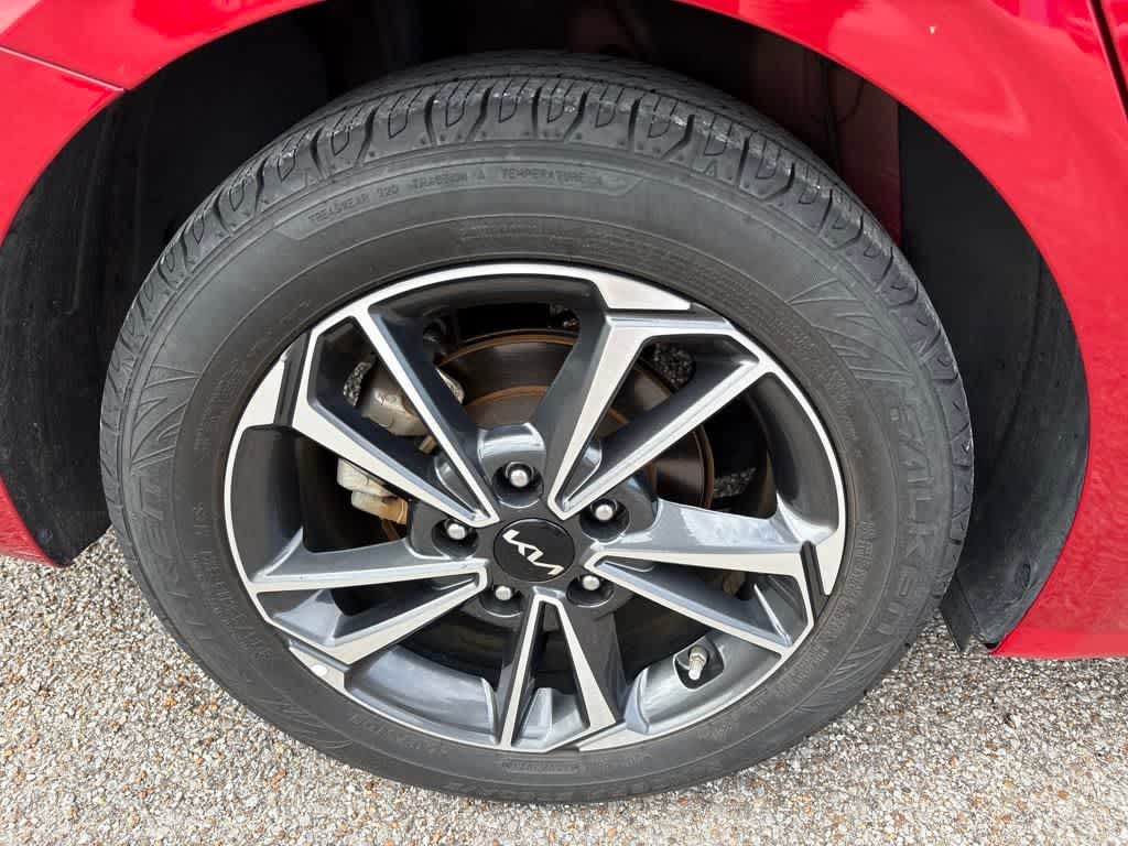 2022 Kia Forte LXS photo 40