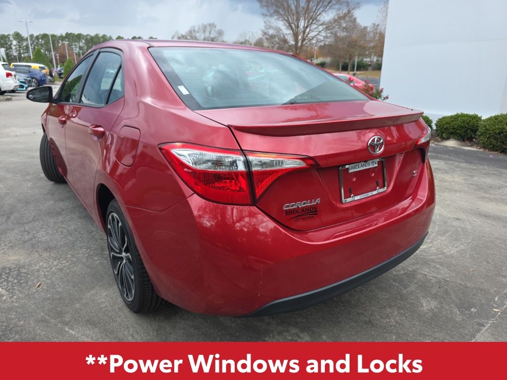 2015 Toyota Corolla L photo 2