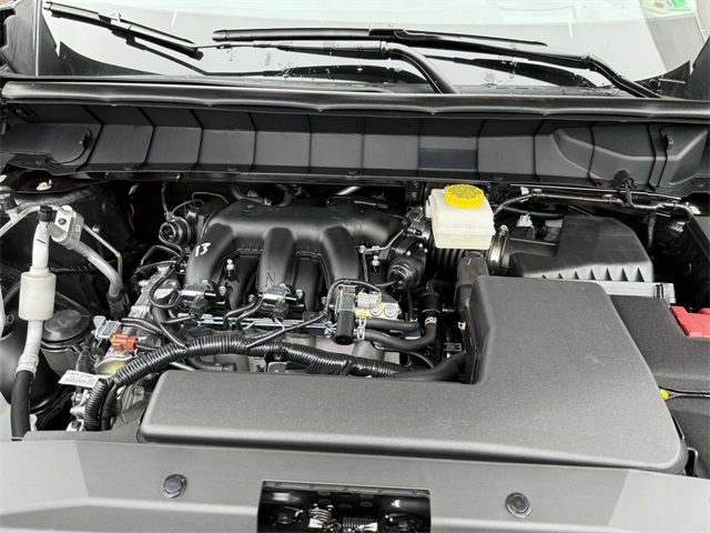 2025 Nissan Pathfinder Platinum photo 11