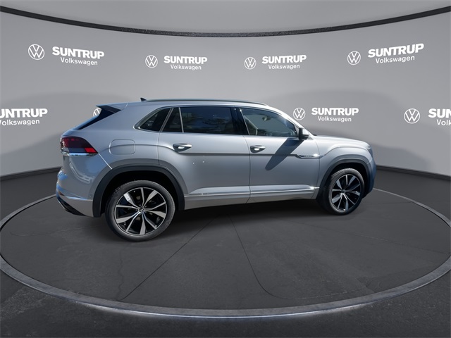 2026 Volkswagen Atlas Cross Sport SEL Premium R-Line photo 21