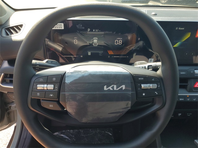 2025 Kia K4 LXS photo 15