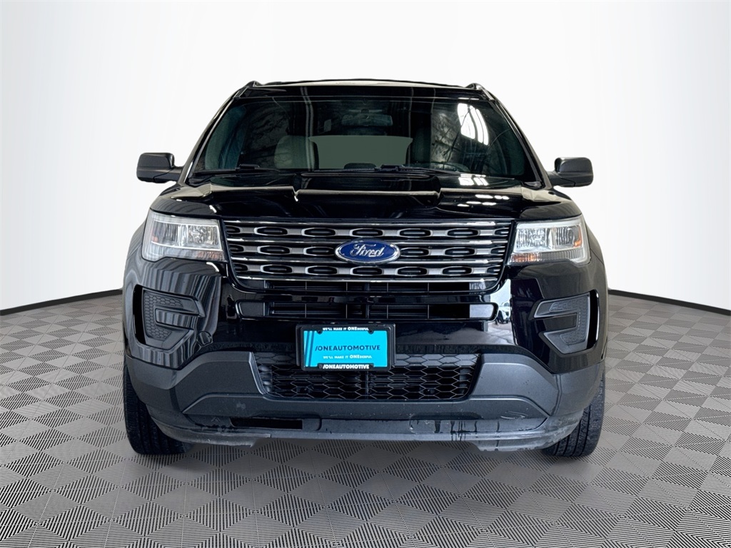 2017 Ford Explorer Base photo 2