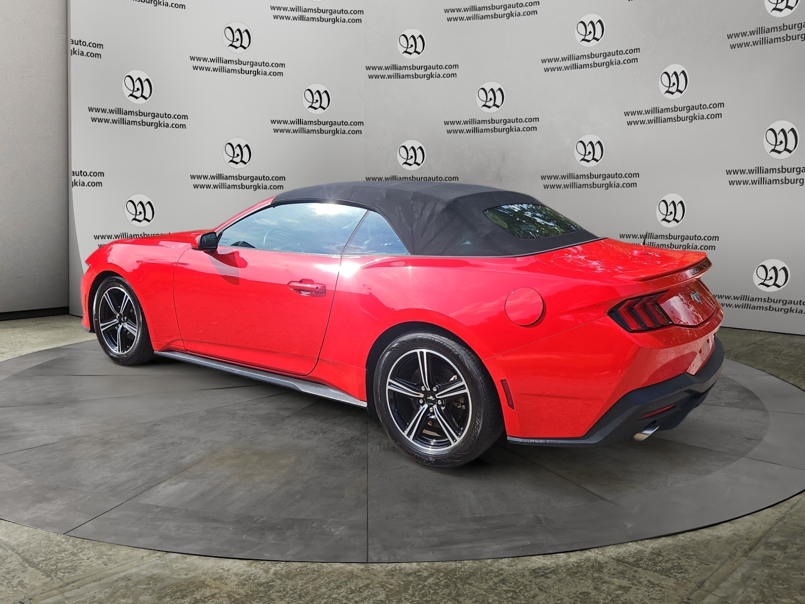 2024 Ford Mustang EcoBoost Premium photo 3