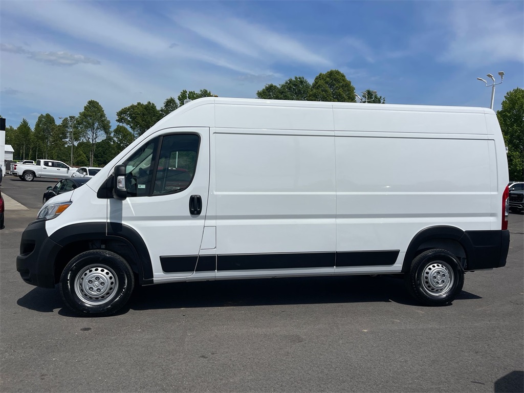 2024 Ram ProMaster 2500 photo 2