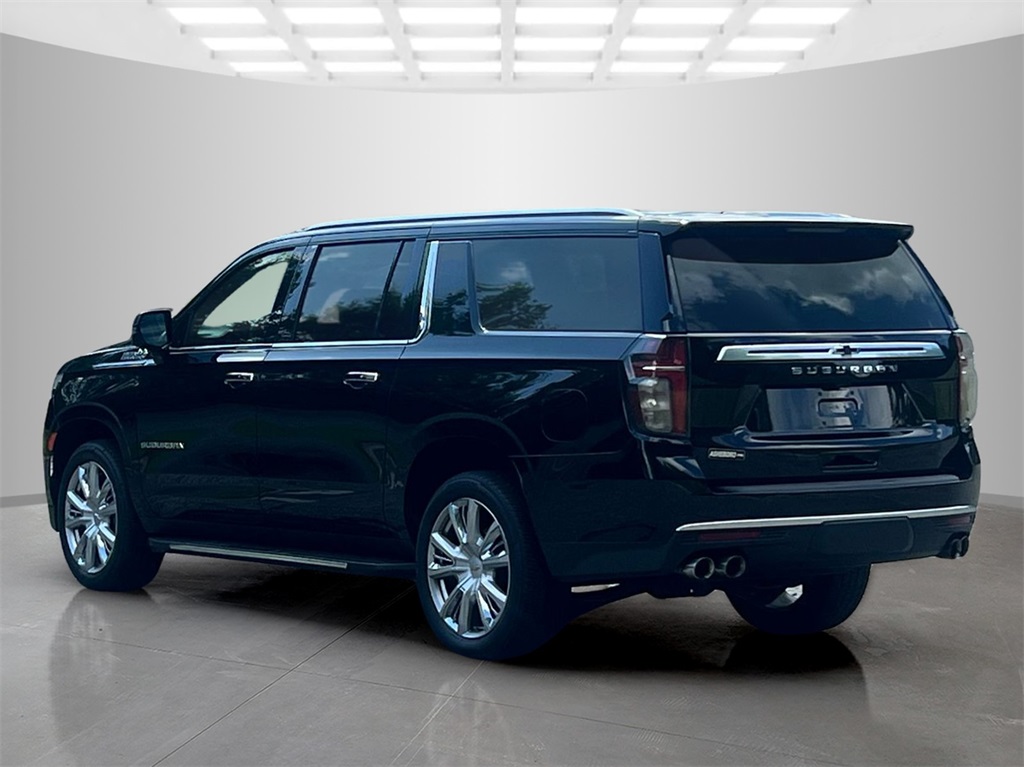 2021 Chevrolet Suburban High Country photo 4