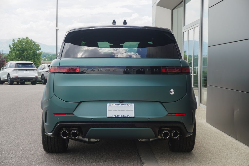 2025 Land Rover Range Rover Sport photo 6