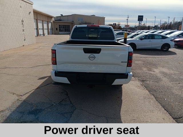 2026 Nissan Frontier SV photo 4