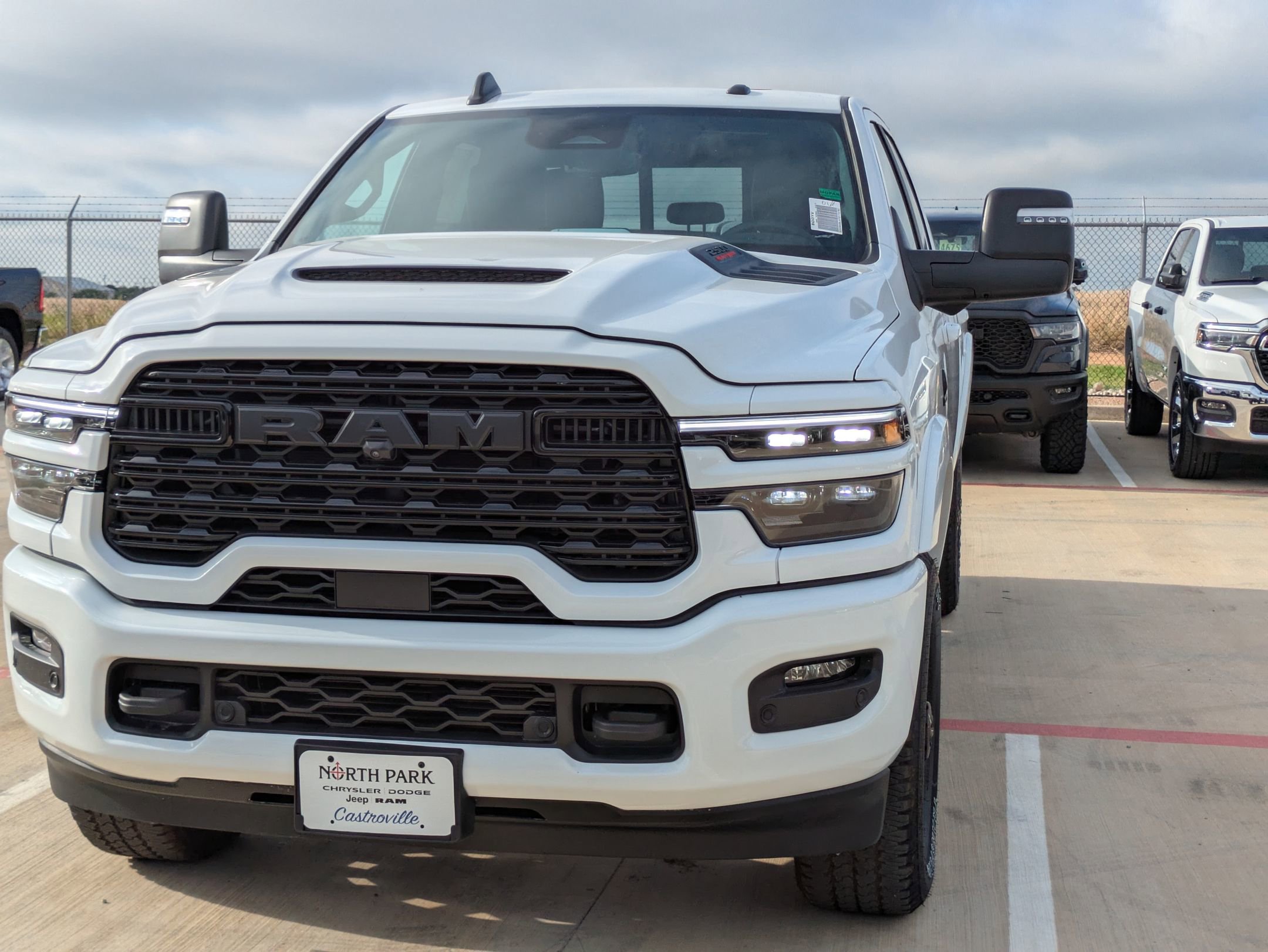 2026 Ram 2500 Limited photo 7