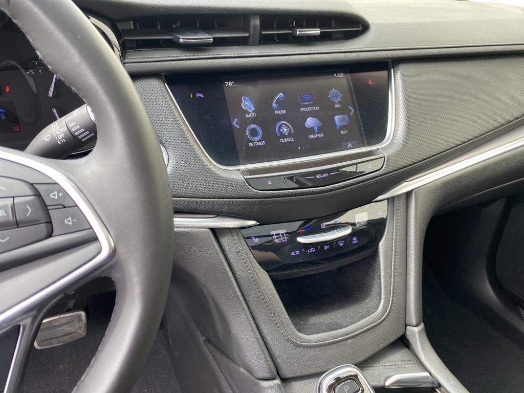 2018 Cadillac XT5 Luxury photo 3