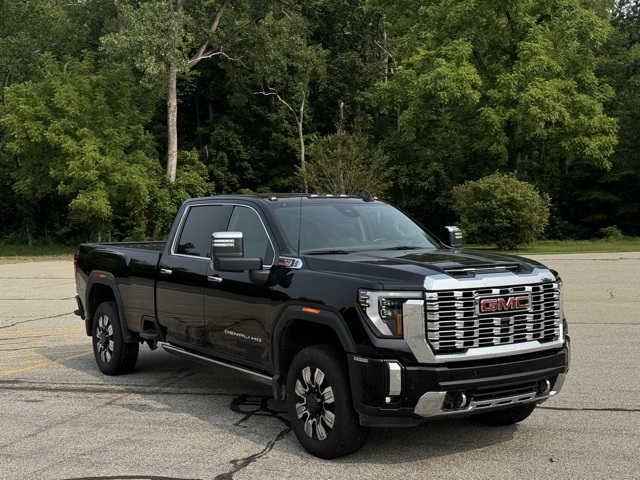 2024 Gmc Sierra HD Denali photo 3
