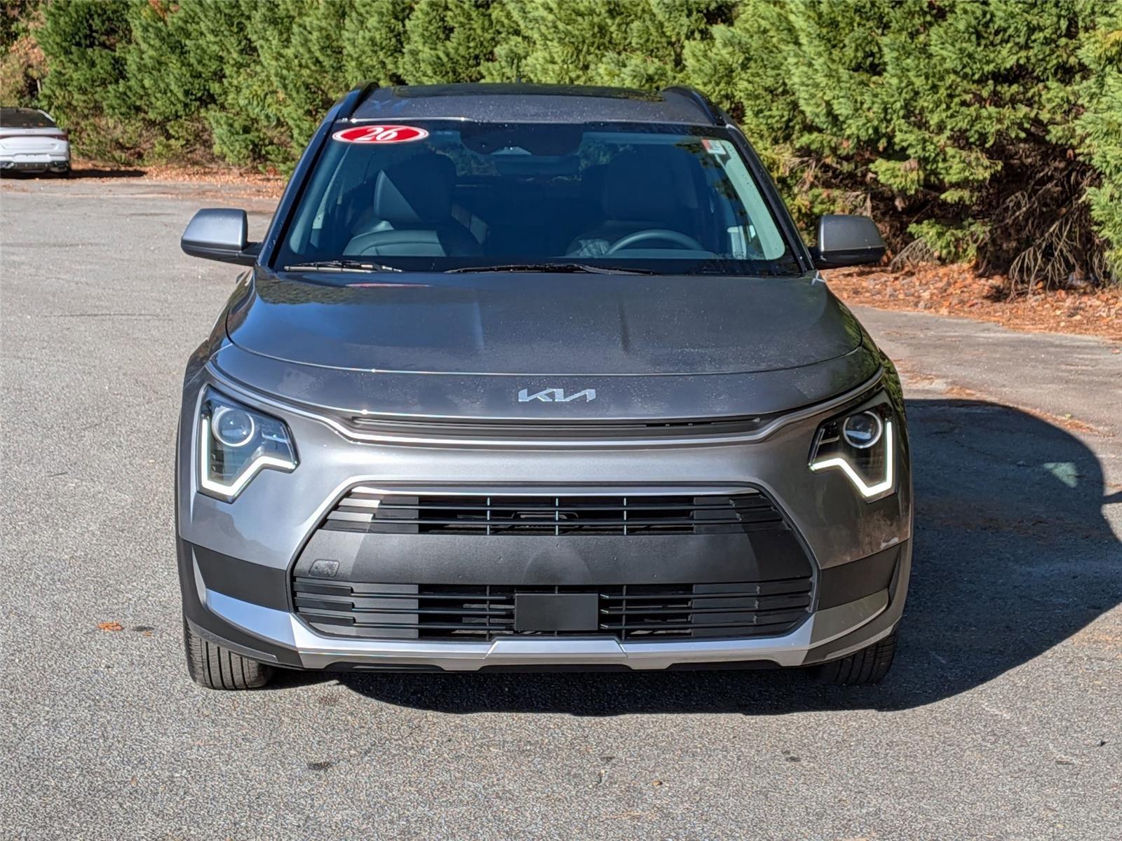 2026 Kia Niro EX photo 3