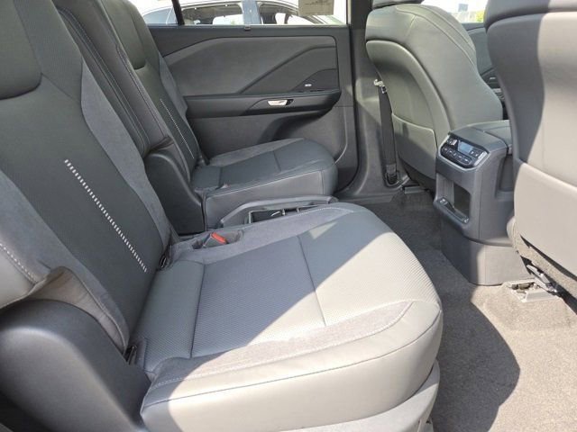 2026 Lexus TX 350 Luxury photo 2