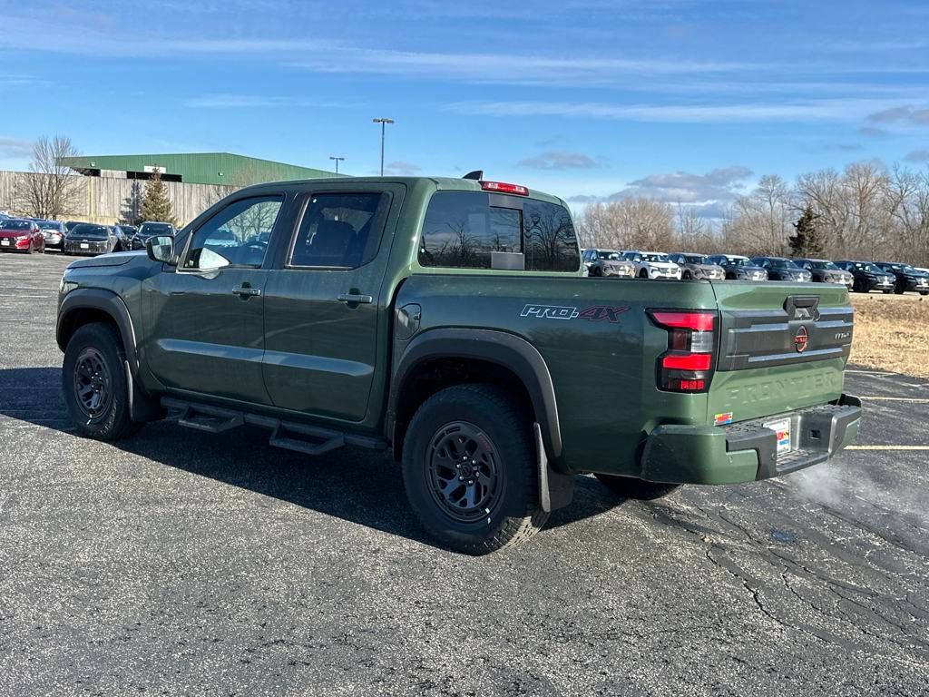 2025 Nissan Frontier PRO-4X photo 4