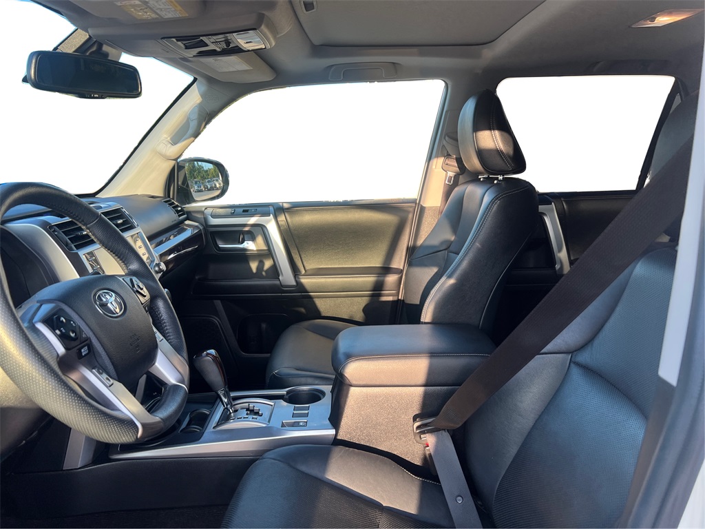 2021 Toyota 4Runner Limited photo 4