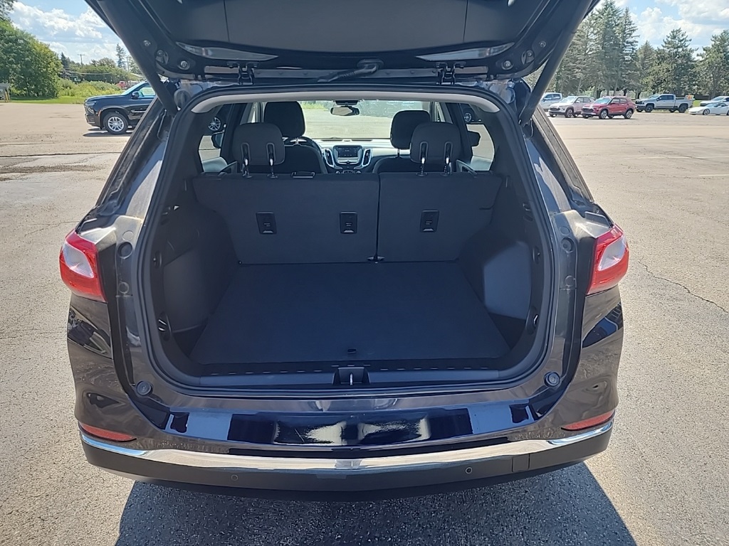 2020 Chevrolet Equinox LT photo 16