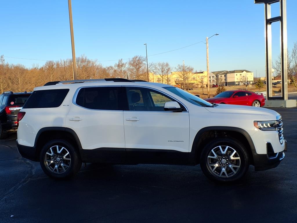 2023 Gmc Acadia SLE photo 2