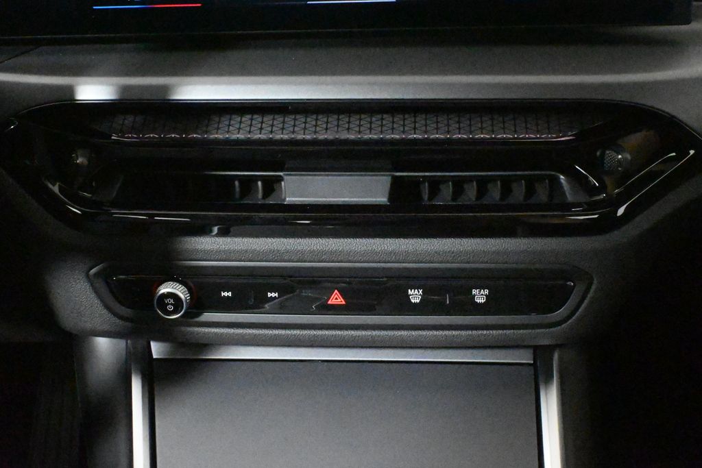 2025 Bmw 230i 230i xDrive photo 22
