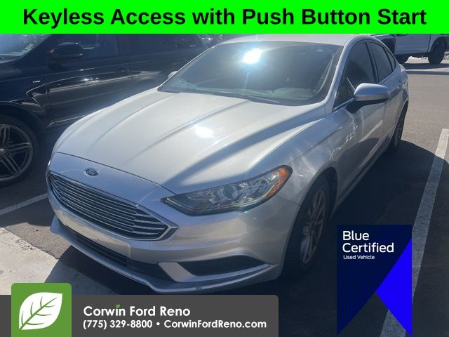 2017 Ford Fusion SE photo 2