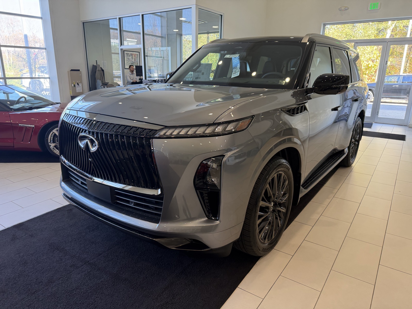 2026 Infiniti QX80 photo 3