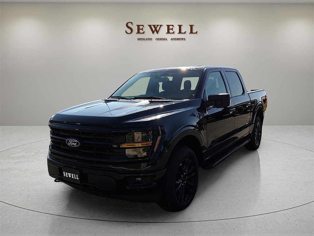 2025 Ford F-150 XLT's photo