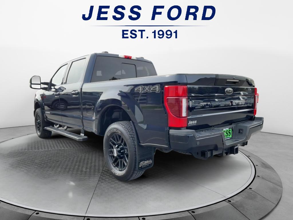 2022 Ford F-350 Lariat photo 3