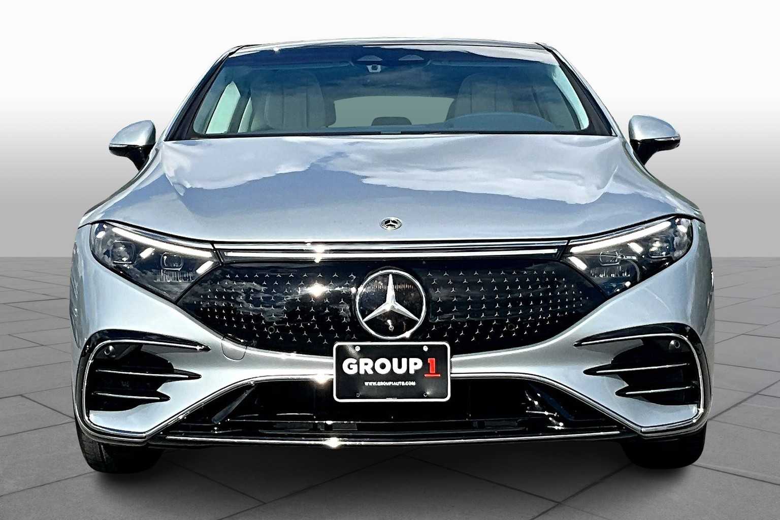 2022 Mercedes Benz EQS Sedan 580 4MATIC photo 3