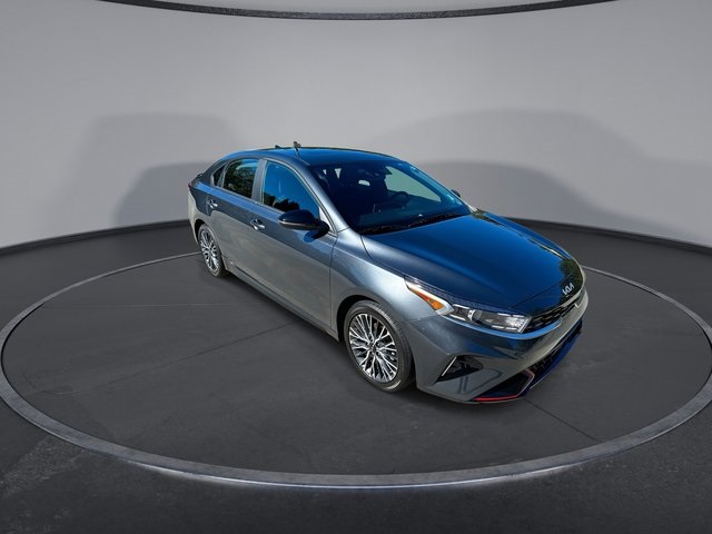 2023 Kia Forte GT-Line photo 2