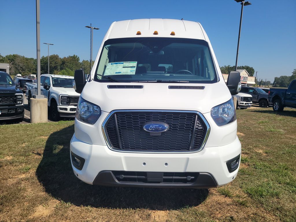 2025 Ford Transit photo 7