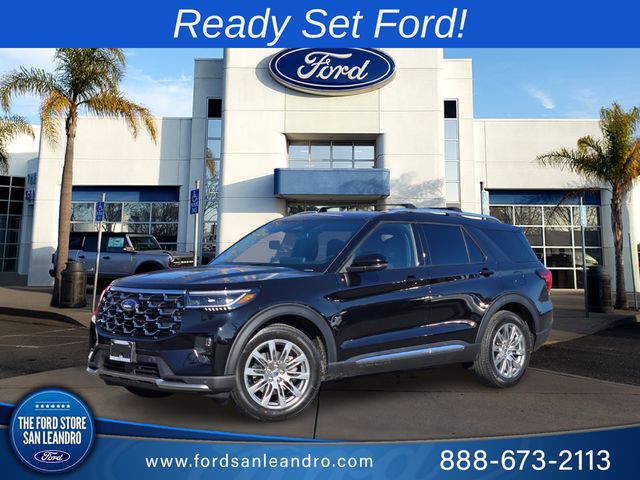 2026 Ford Explorer Platinum's photo