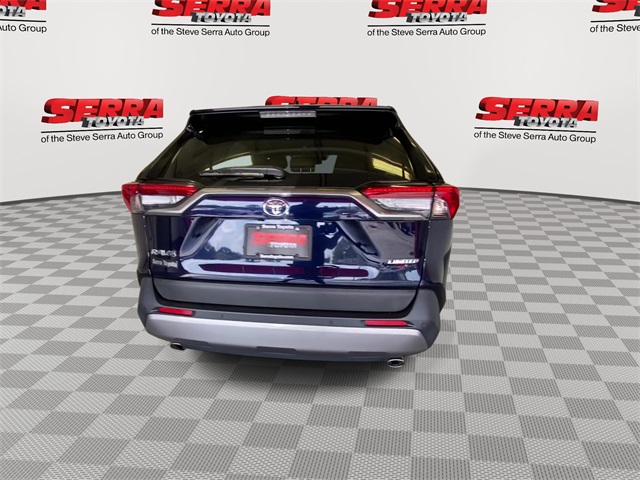 2022 Toyota RAV4 Limited photo 8