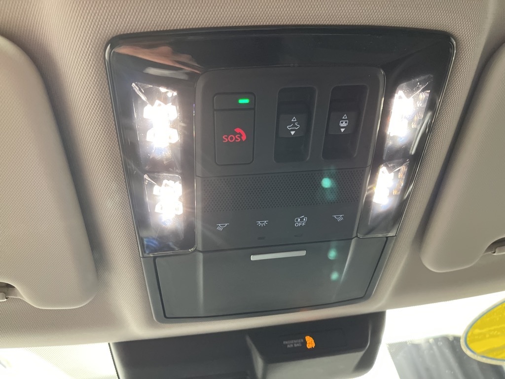 2025 Mitsubishi Outlander SE photo 7