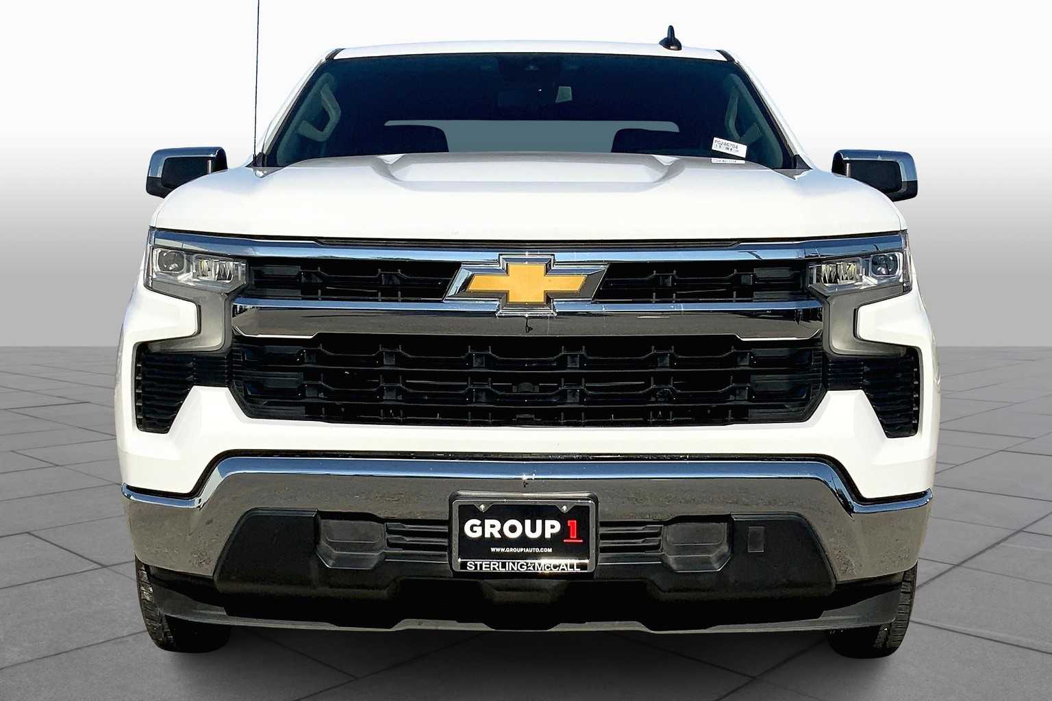 2023 Chevrolet Silverado 1500 LT photo 3