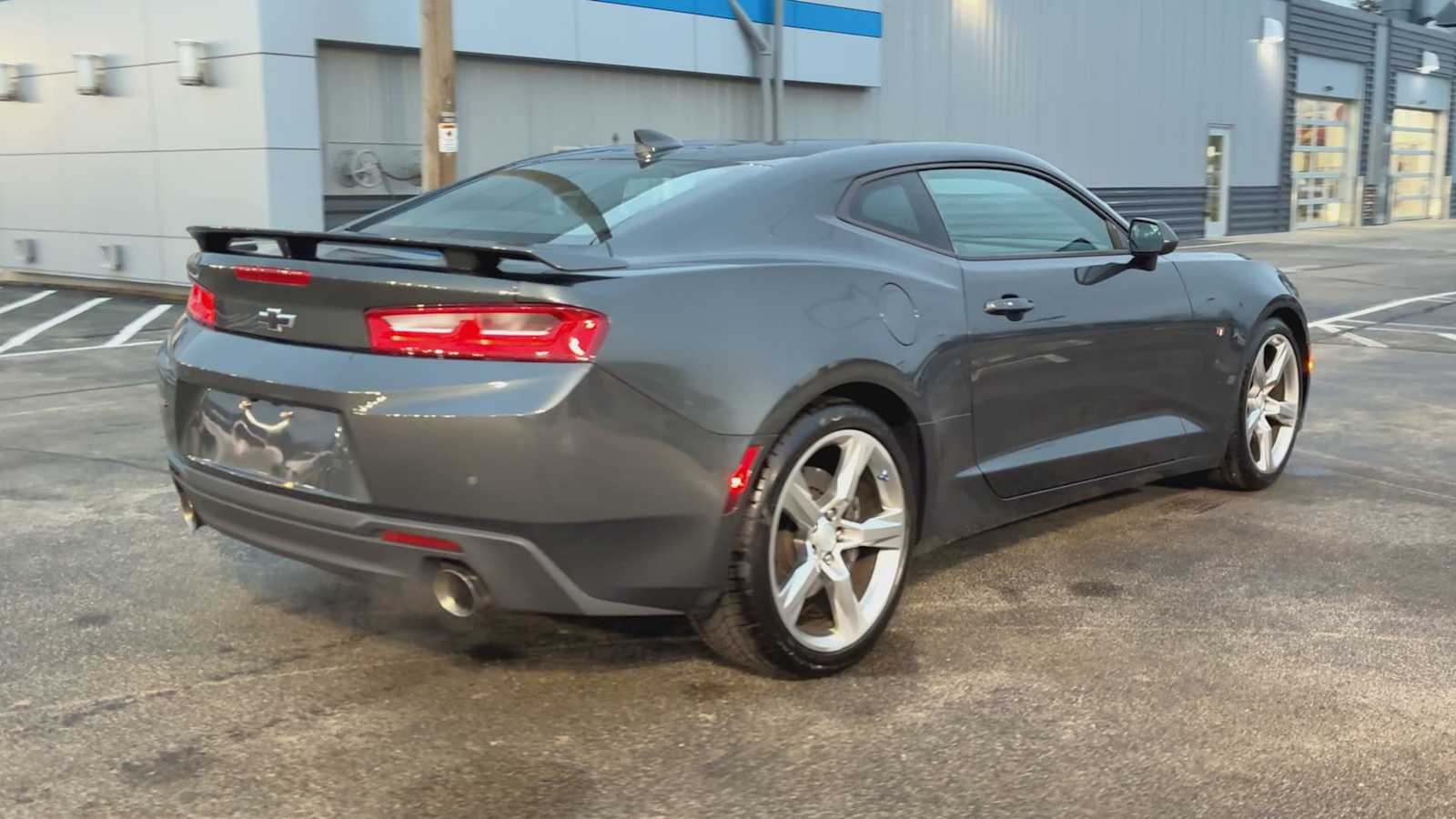 2018 Chevrolet Camaro 2SS photo 2