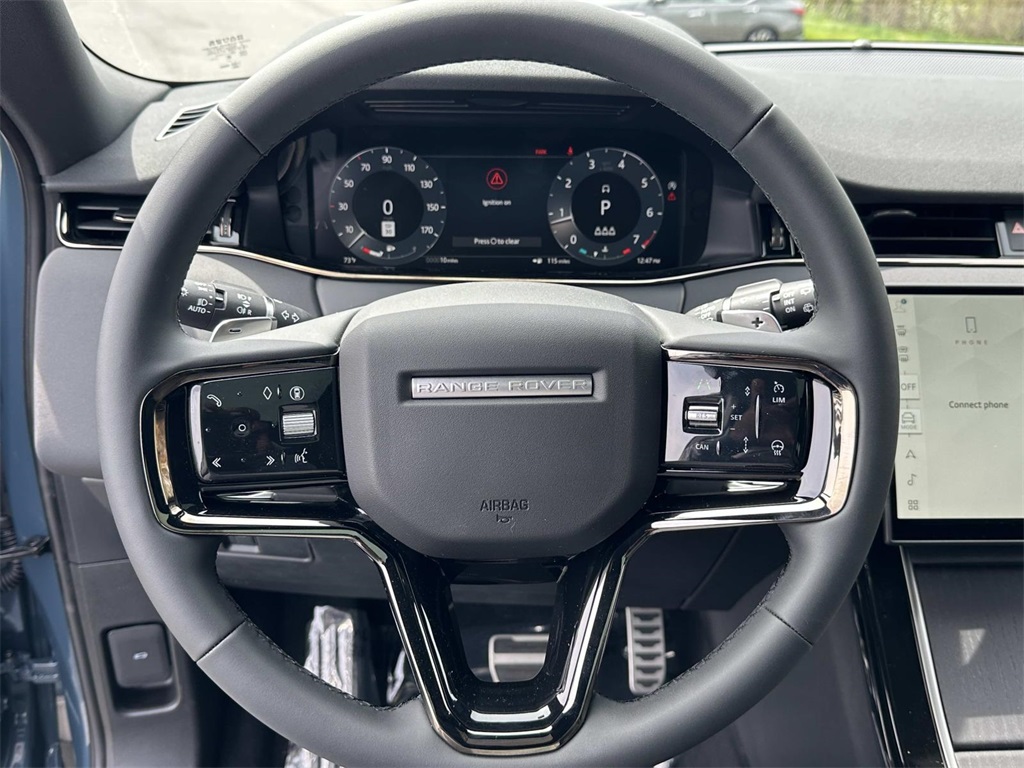 2026 Land Rover Range Rover Evoque Dynamic SE photo 3