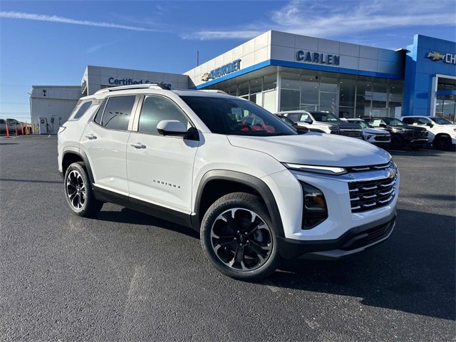 2026 Chevrolet Equinox LT photo 2