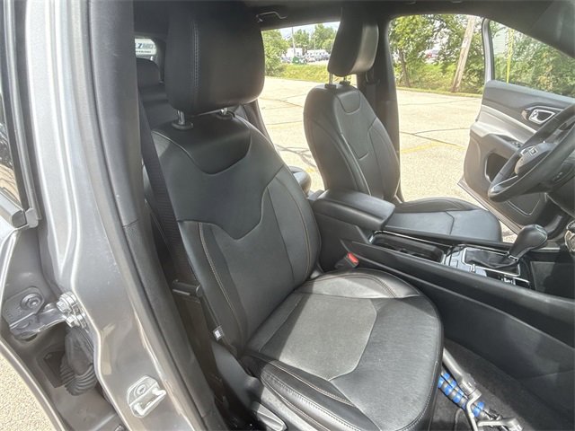 2023 Jeep Compass Limited photo 16
