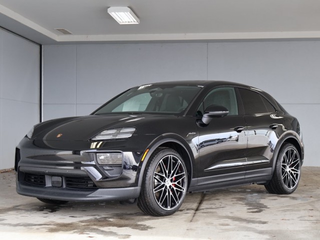 2025 Porsche Macan