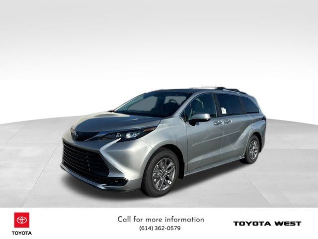 Vehicle Toyota Sienna Passenger Awd Used 2022 Toyota Sienna LE AWD