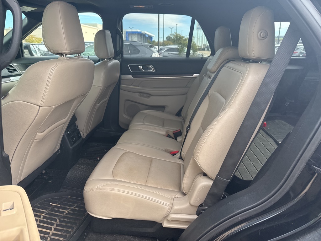 2018 Ford Explorer Limited photo 9