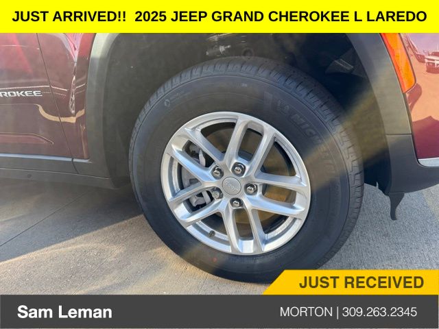2025 Jeep Grand Cherokee L photo 4