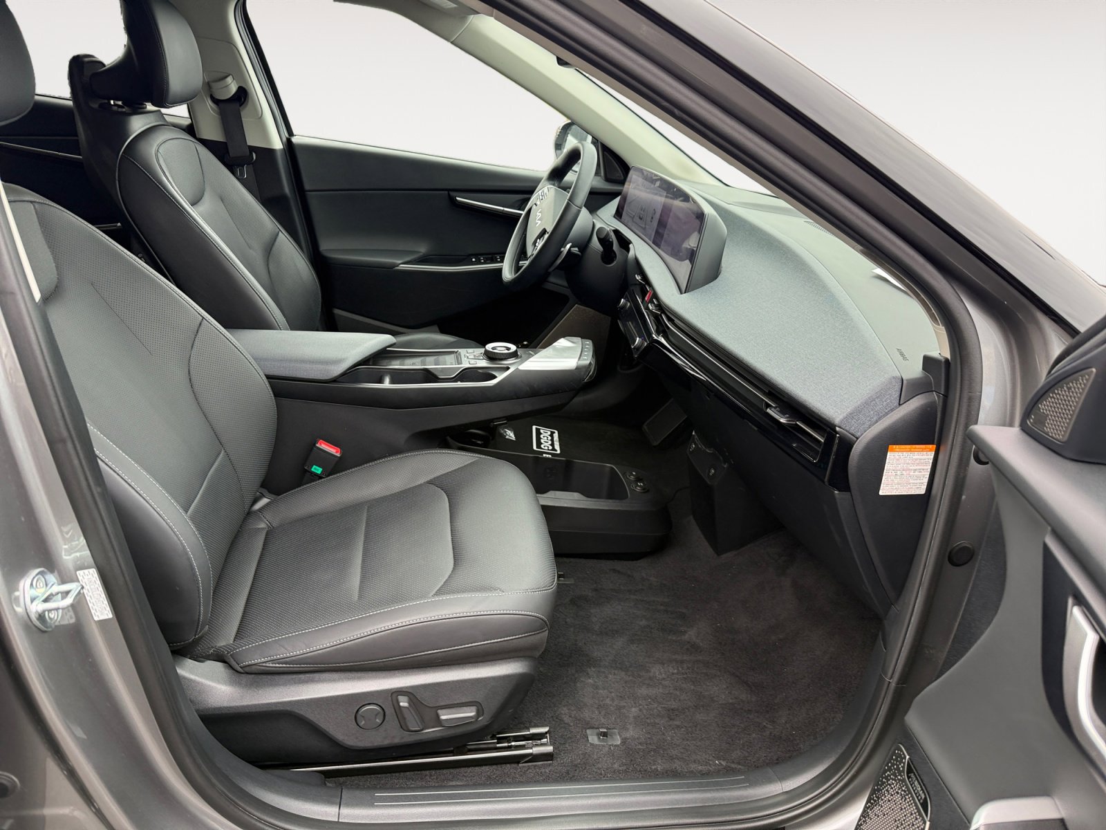 2023 Kia EV6 Wind photo 19