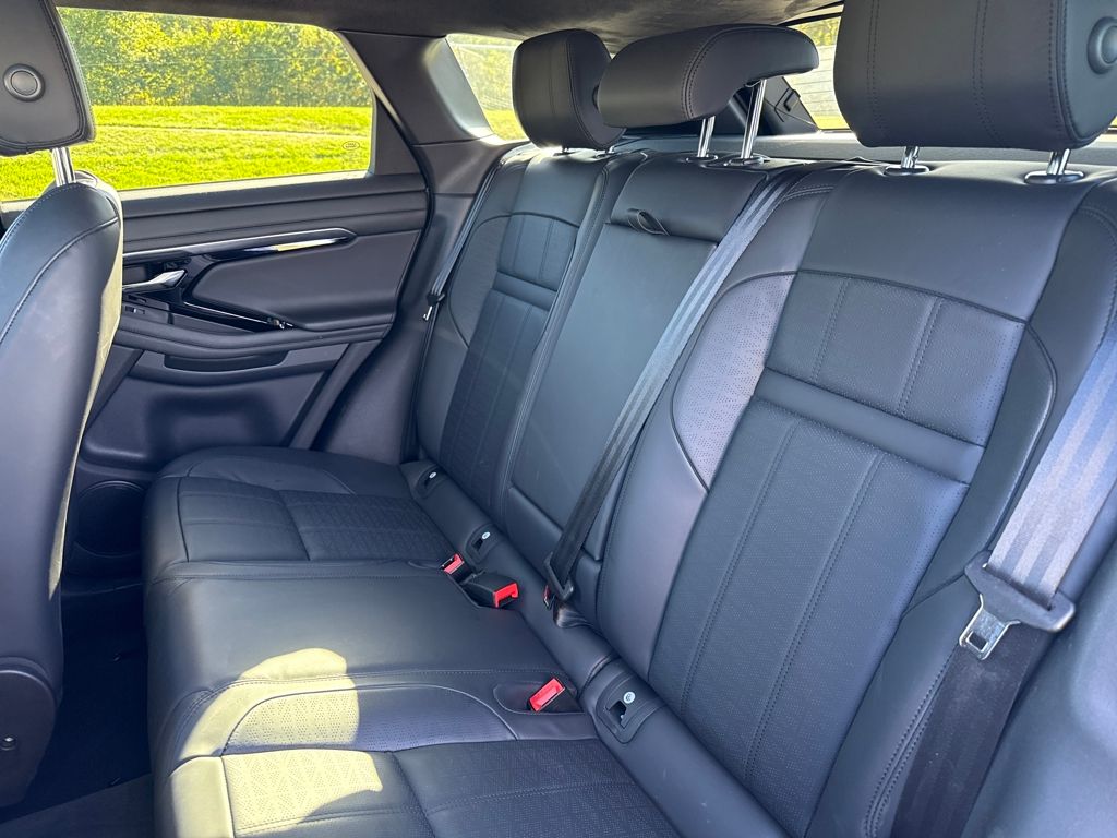 2021 Land Rover Range Rover Evoque R-Dynamic HSE photo 14
