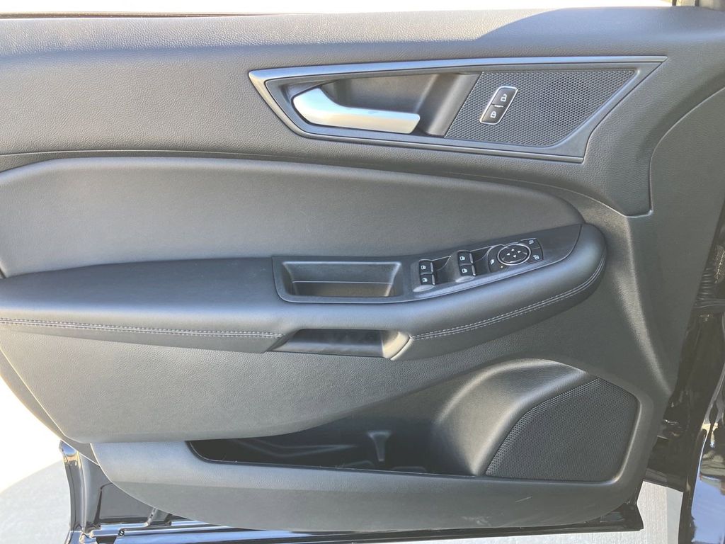 2024 Ford Edge SE photo 15