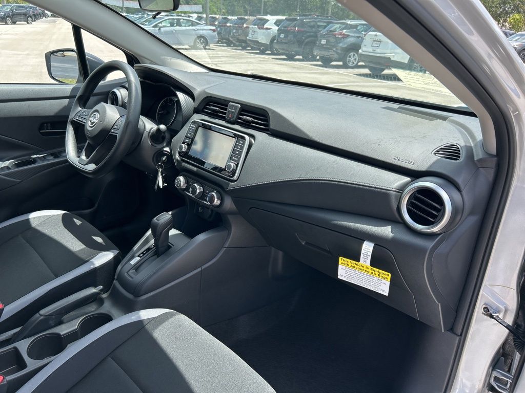 2025 Nissan Versa S photo 30