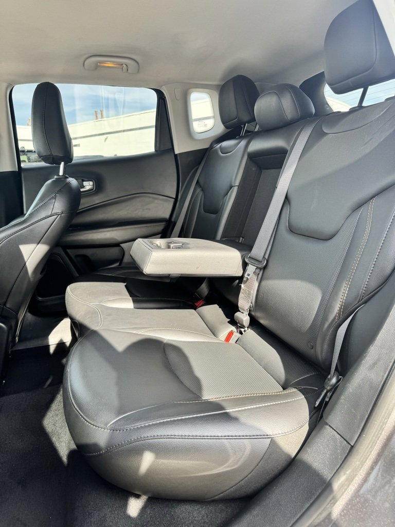 2019 Jeep Compass Limited photo 9